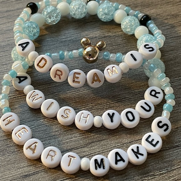 A Dream Is A Wish Your Heart Makes Disney Inspired Princess Theme Bracelets - Picture 1 of 6